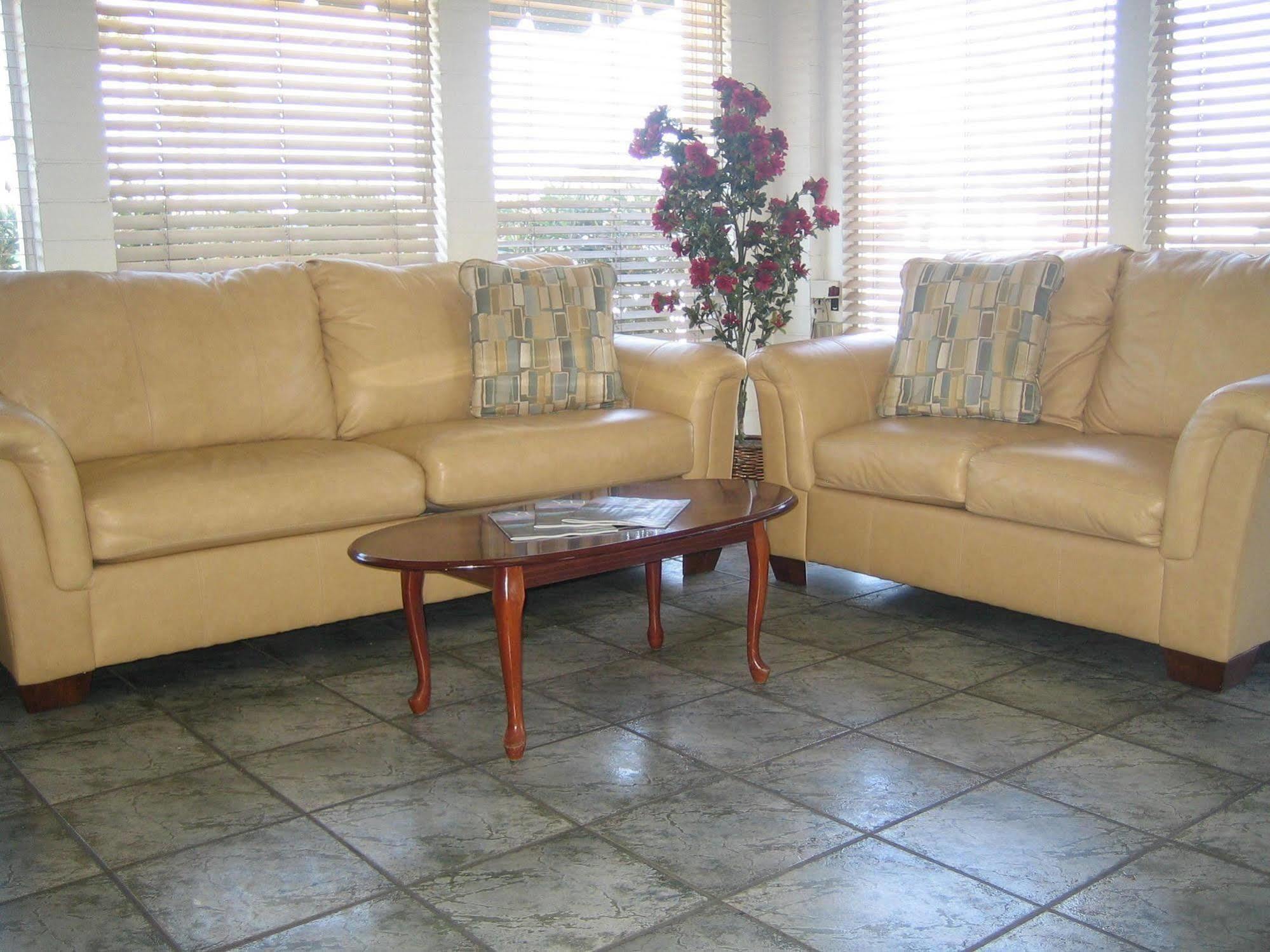 Econo Lodge Inn & Suites Yuma I-8 Екстер'єр фото
