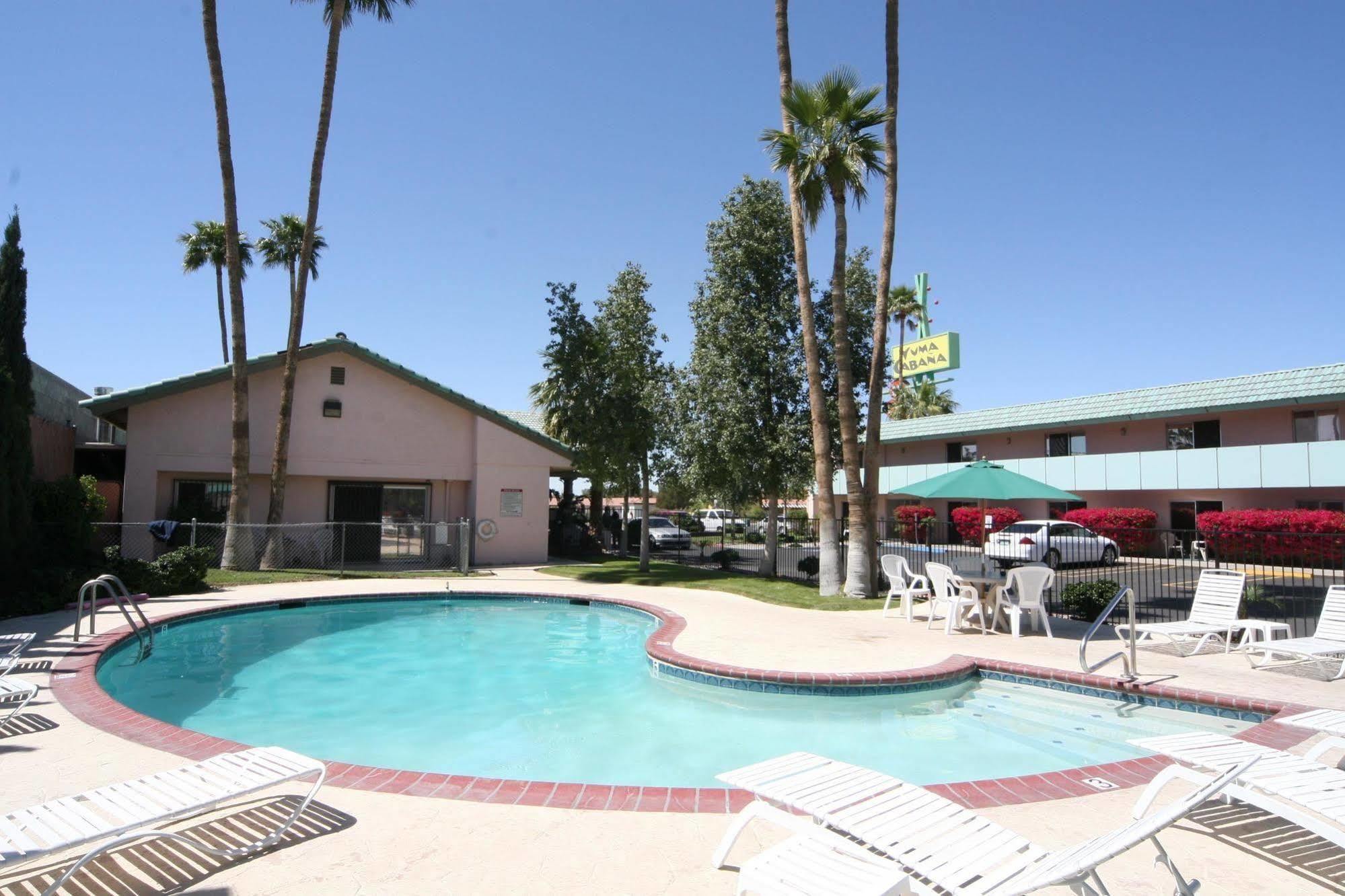 Econo Lodge Inn & Suites Yuma I-8 Екстер'єр фото